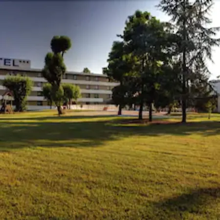 Alexander Park Szálloda Chambéry