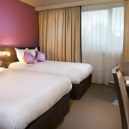 Alexander Park 4* 尚贝里