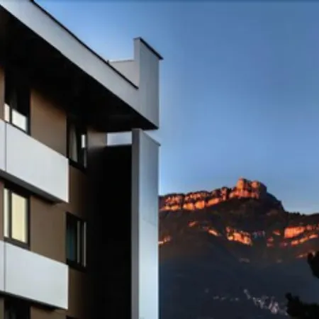 Alexander Park Hotel 4*